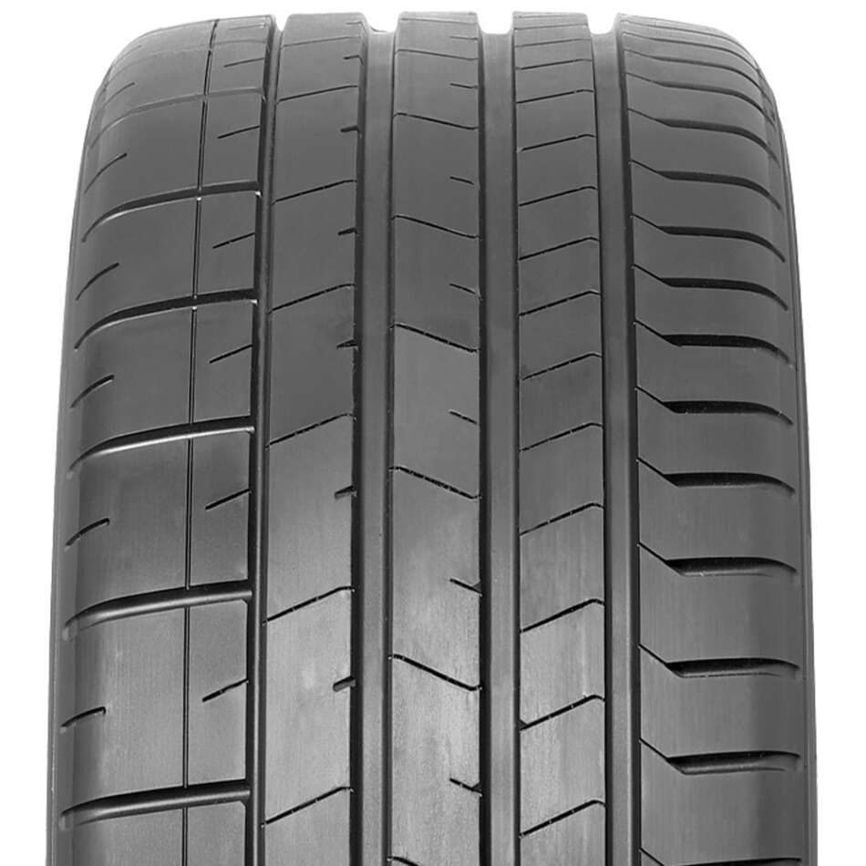 Pirelli P Zero (PZ4-Luxury) Tires